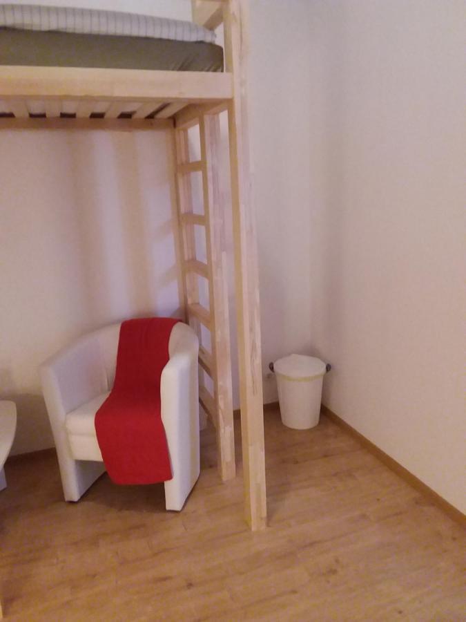 Albergue Living In The Box *